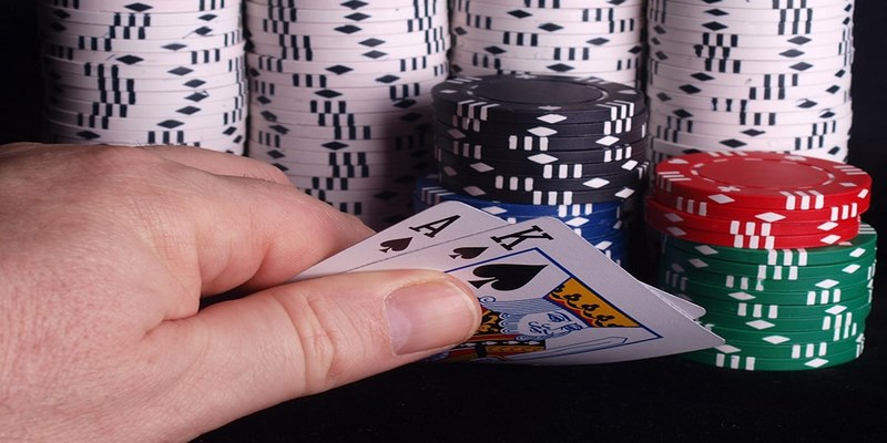 Giải nghĩa thuật ngữ poker về các hành động